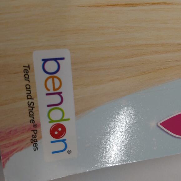 JoJo Siwa coloring and activity book by Bendon - Picture 4 of 5